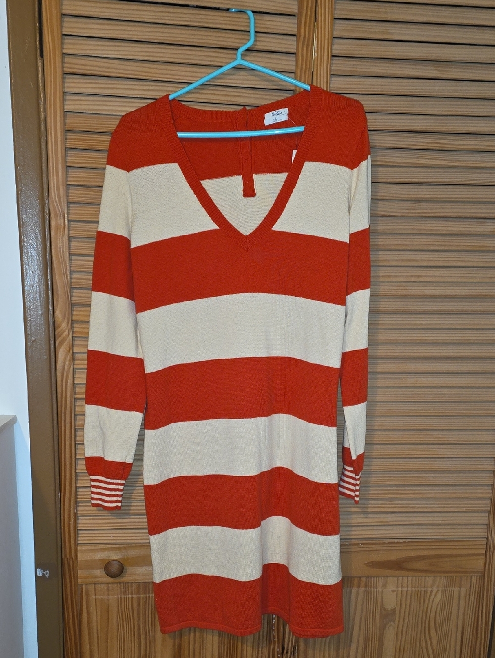 Madewell Long Sleeve V-Neck Sweater Dress in Red and Cream